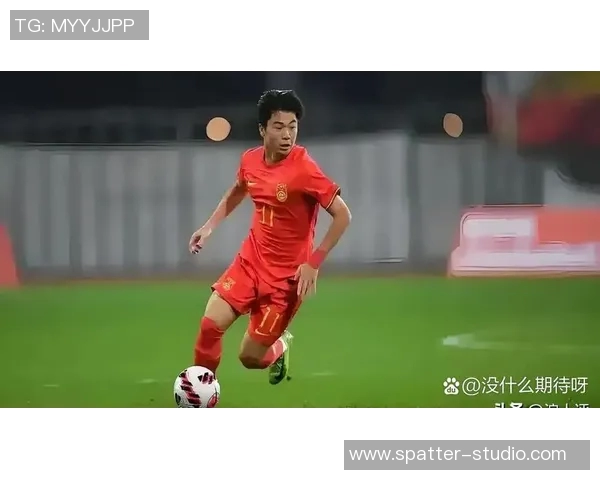 中国4号足球明星的崛起与挑战:从青训到国际赛场的奋斗历程 中国4号足球明星的崛起与挑战:从青训到国际赛场的奋斗历程