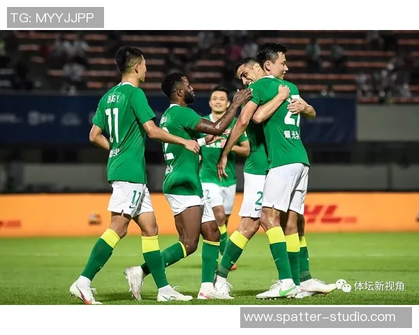 广州篮球队以51分领跑大师赛积分榜展现强劲实力